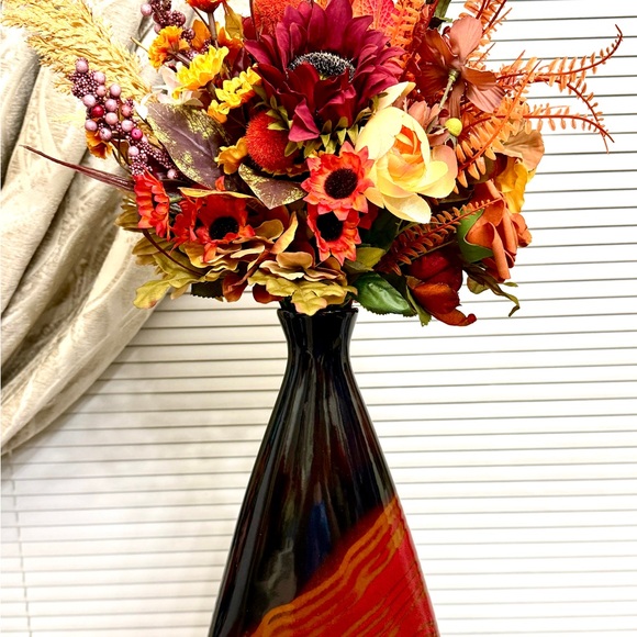 Fall faux flower arrangement - Picture 4 of 6